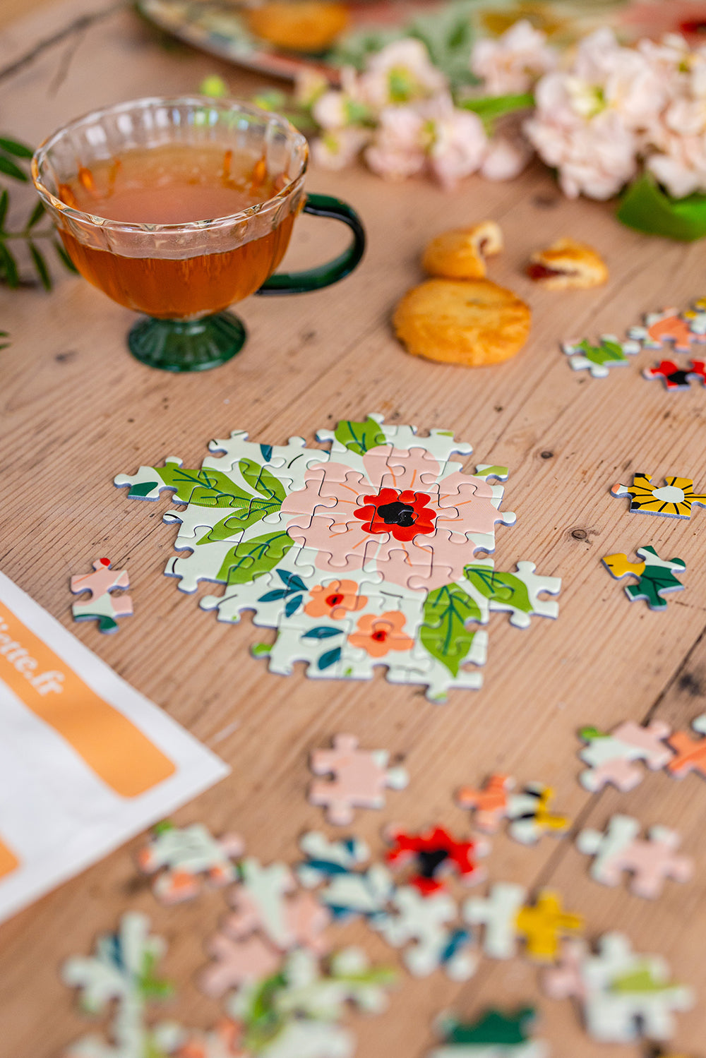 Flowering 500 piece jigsaw puzzle