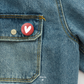 Badge LOVE - Coeur rouge