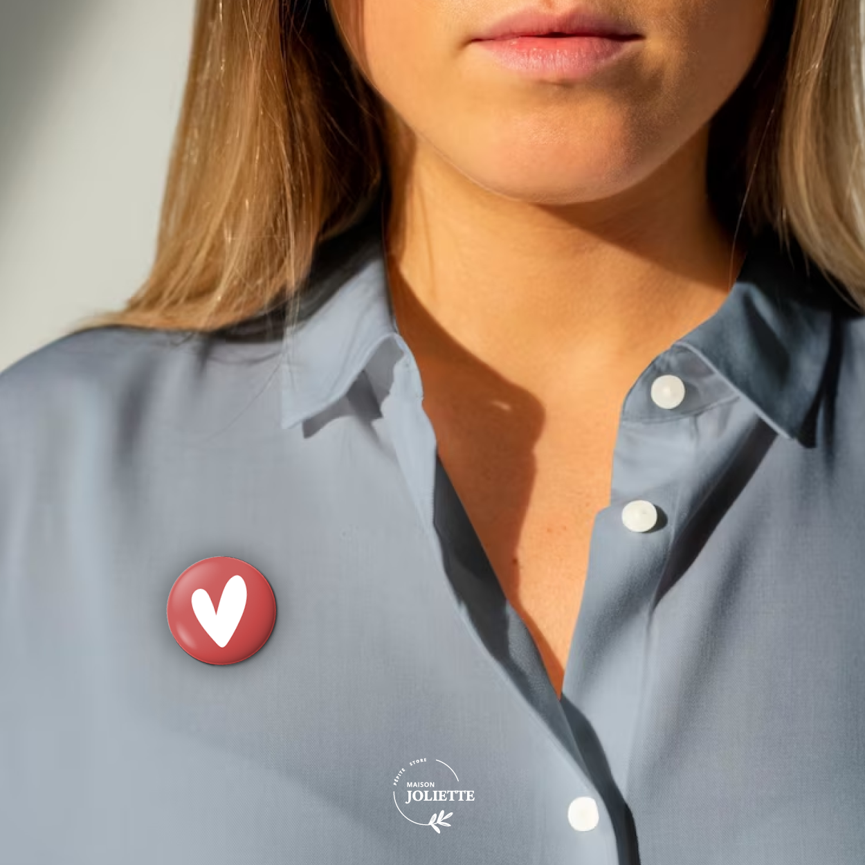 Badge LOVE - Coeur rouge