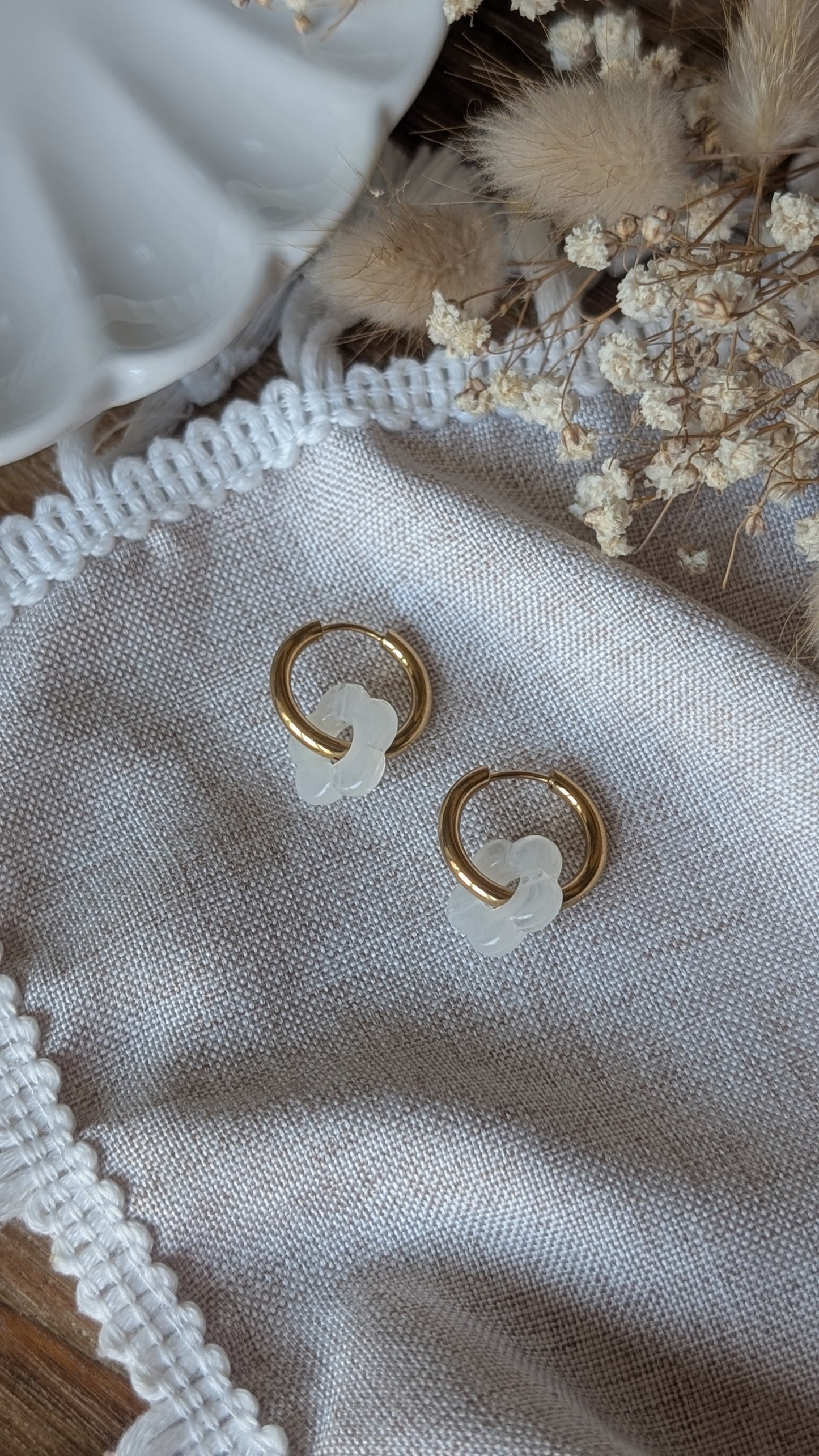 Boucles d'oreilles Méli Mélo "Fleurette" - Blanc transparent