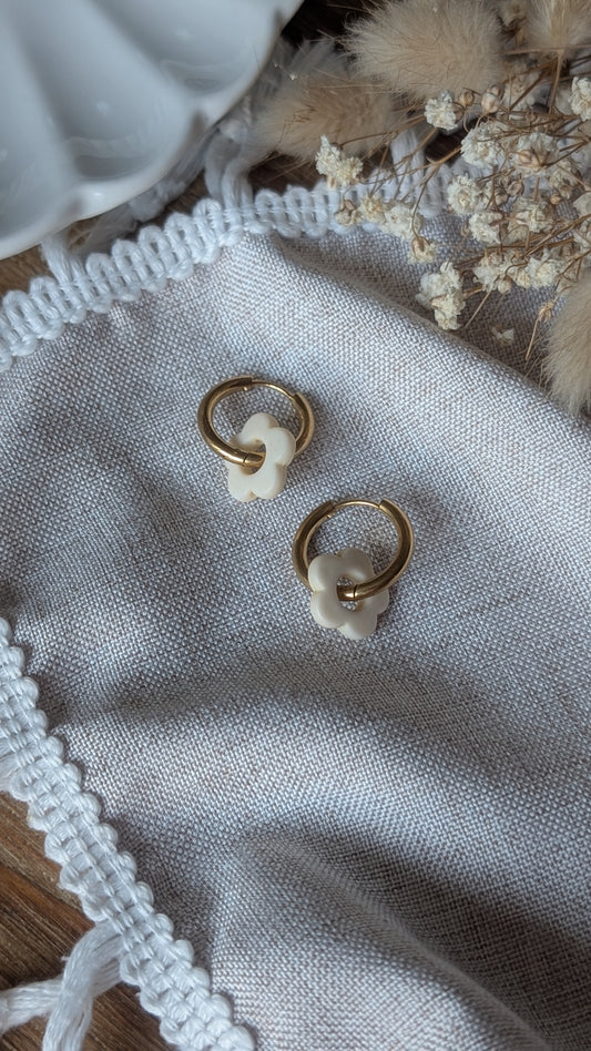 Boucles d'oreilles Méli Mélo "Fleurette" - Crème mat